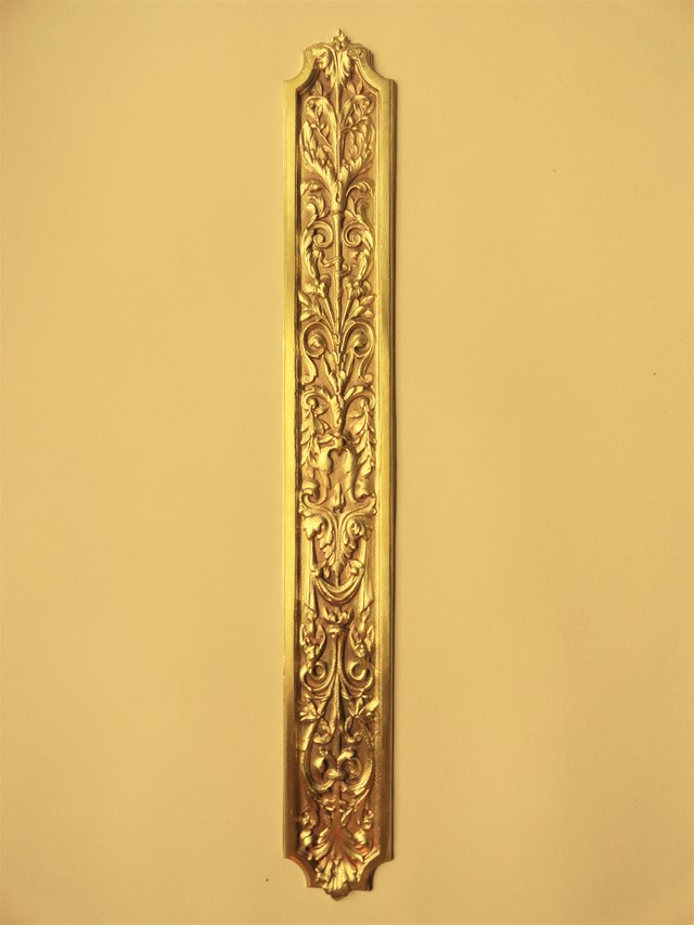 Agencement et décoration : Plaque de propreté style  - Louis XV - Référence 26000