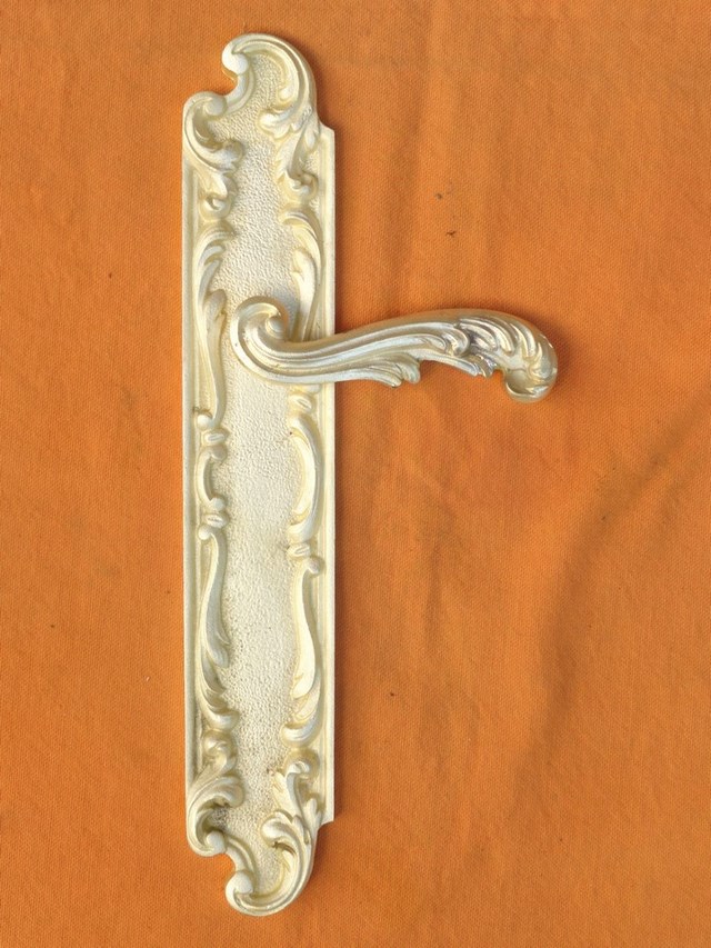 Agencement et décoration : Plaque de propreté style  - Louis XV - Référence 26033