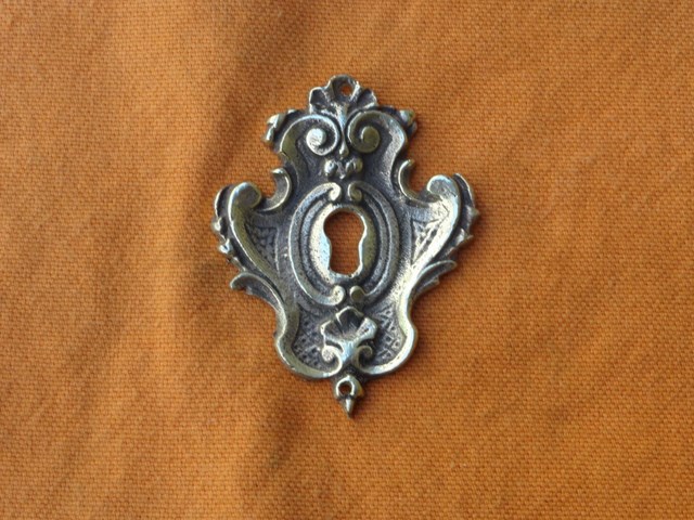 Ameublement : Entrée de clef style  - Louis XIV - Référence 1510