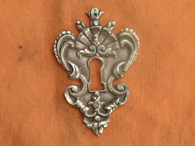 Ameublement : Entrée de clef style  - Louis XIV - Référence 1512