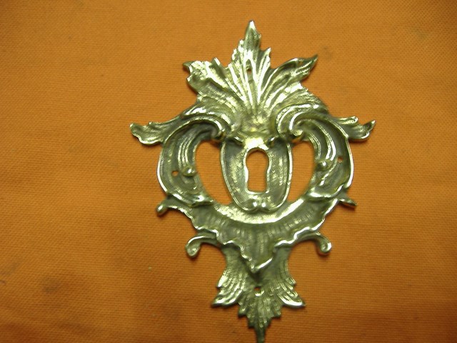 Ameublement : Entrée de clef style  - Louis XV - Référence 247 R