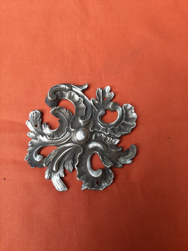 Ameublement : Rosace décorative style  - Louis XV - Référence 54003