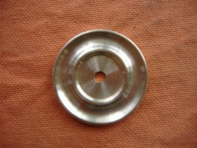 Furnishing : Knob style  - English - Reference 28 B