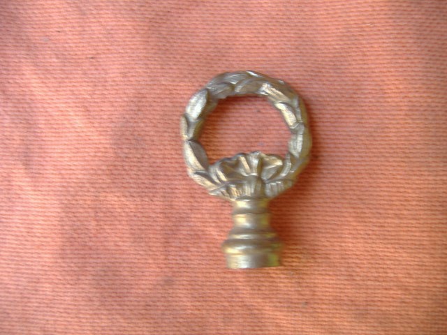 Furnishing : Key style  - Key head - Reference 2 A