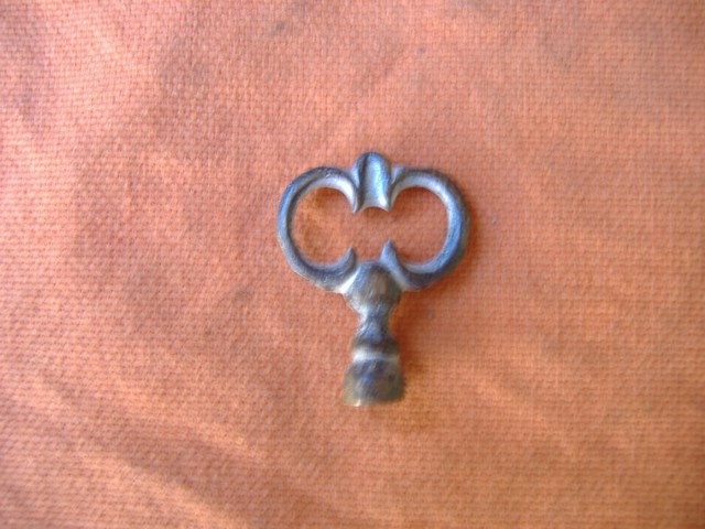 Furnishing : Key style  - Key head - Reference 2 F