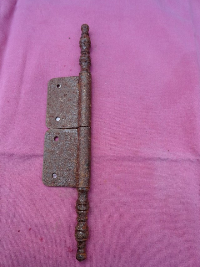 Furnishing : Hinge style  -  - Reference 12004