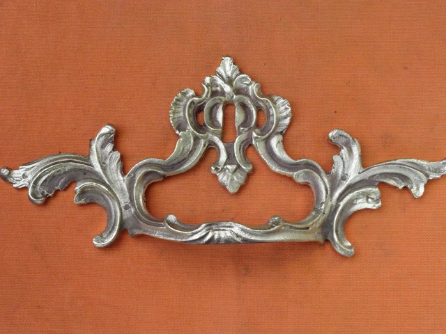 Furnishing : Handle style  - Louis XV - Reference 342 E bis