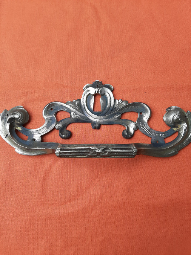 Furnishing : Handle style  - Louis XIV - Reference 382 E