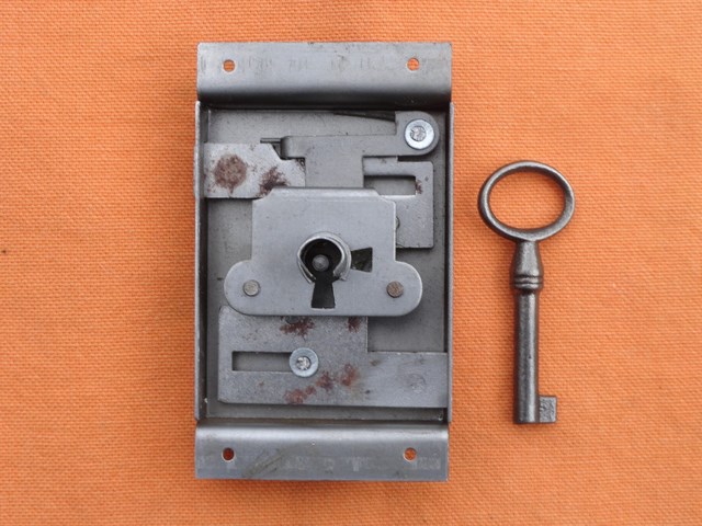 Furnishing : Lock style  -  - Reference 5208