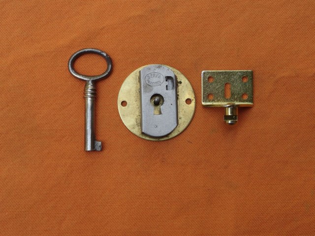 Furnishing : Lock style  - Other - Reference 5211