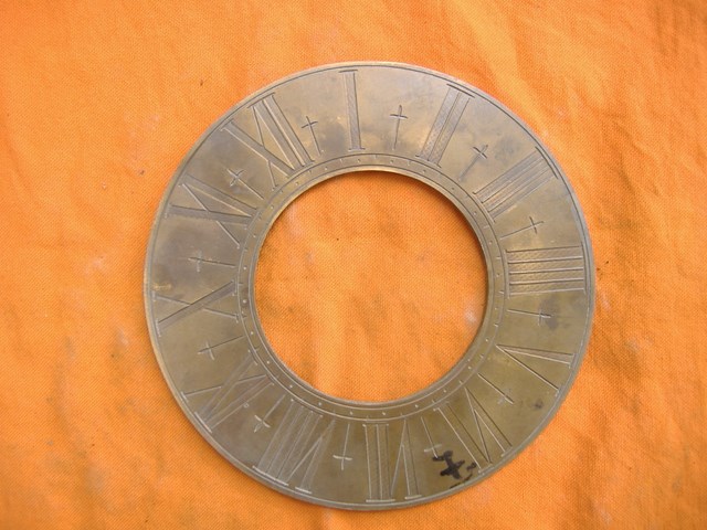 Watchmaking : Pediment style  -  - Reference 1