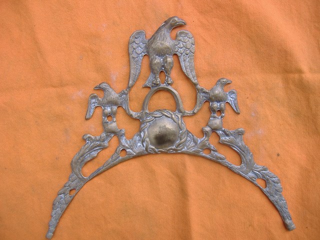 Watchmaking : Pediment style  -  - Reference 4
