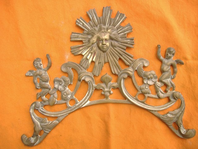 Watchmaking : Pediment style  -  - Reference 44